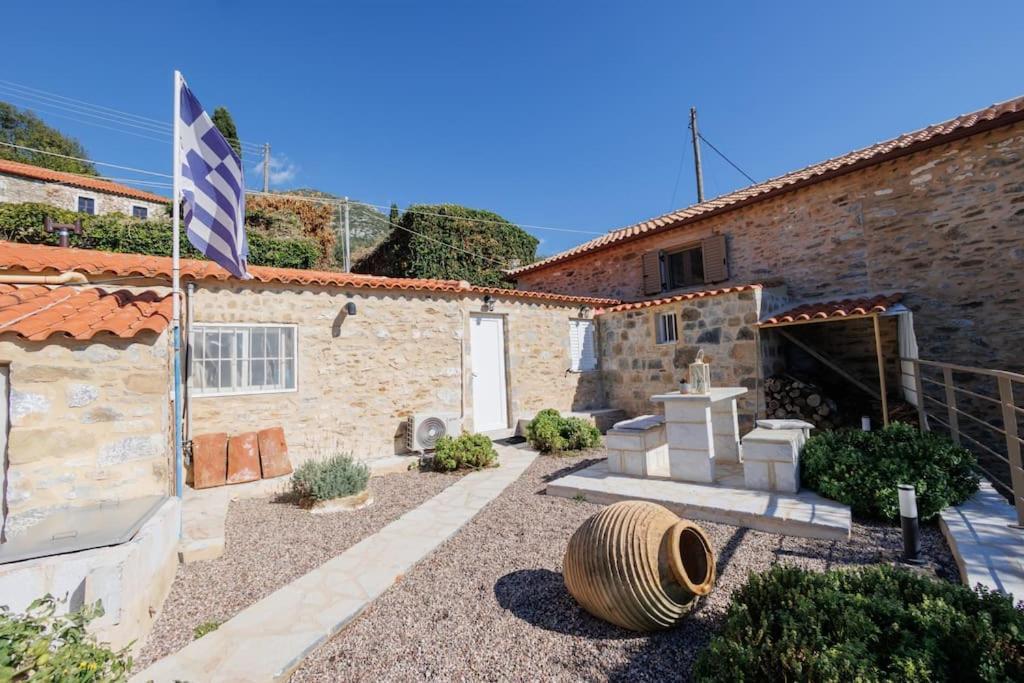 Villa Somatiana- Traditional Stone House , West Mani Thalámai 외부 사진